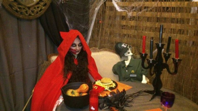 una comida tenebrosa